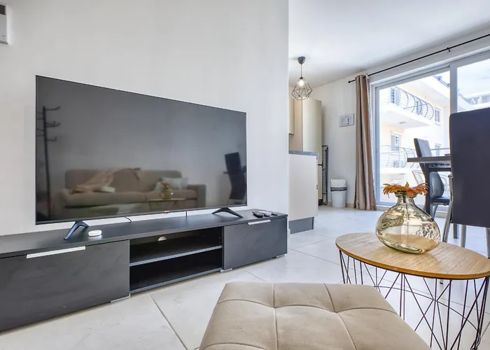 Gzira Modern Haven